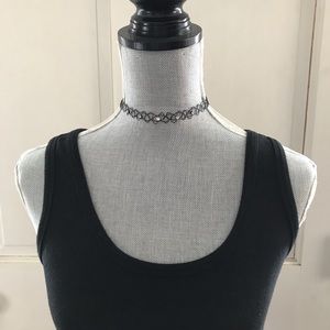 Stretchy choker black